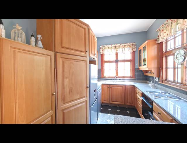 2 BEDROOM APARTMENT FOR SALE IN MUSGRAVE